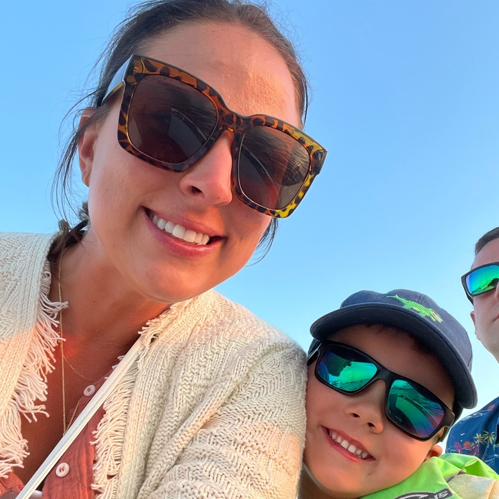 Meet your posher, Alex